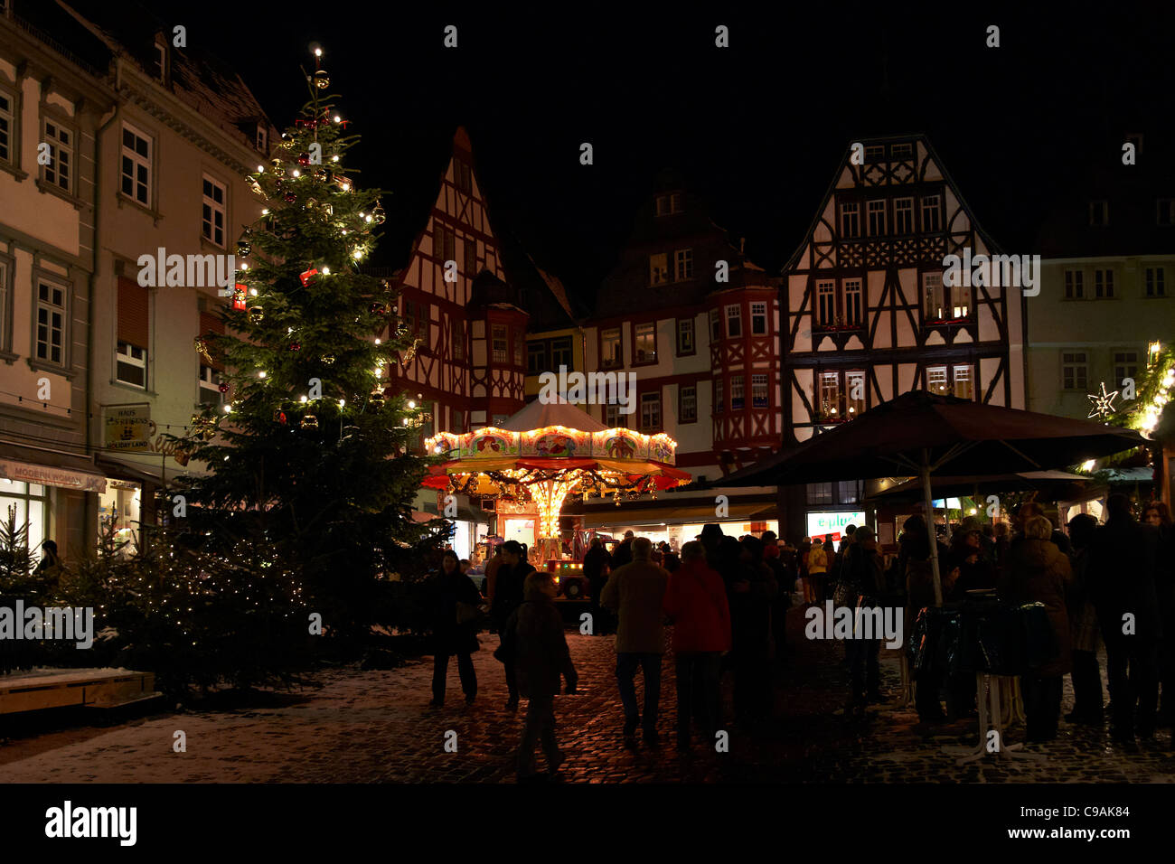 Weihnachtsmarkt in der alten Stadt Limburg Stockfoto