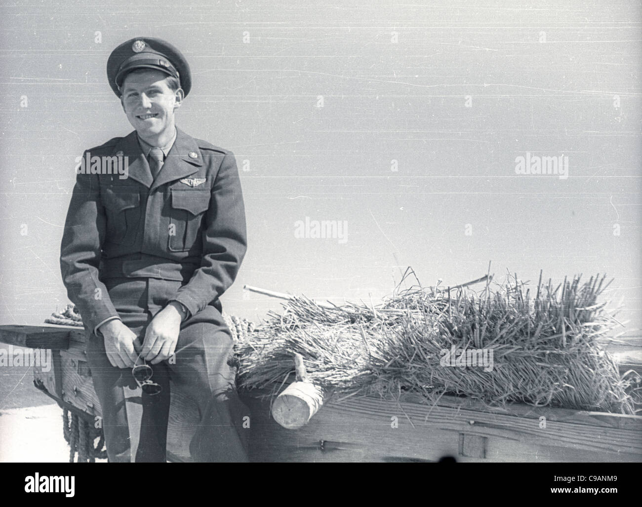 Pilot Crew Mitglied Luftwaffe Itazuke Air Base, Japan während des Koreakrieges. Stockfoto