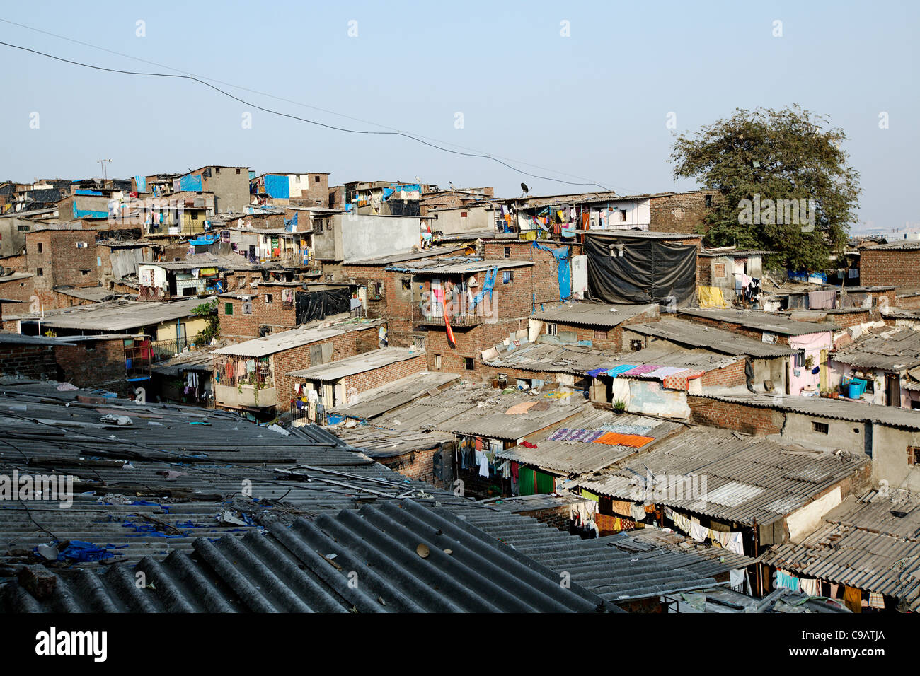Landschaft des Subash Nagar Slum in Mumbai, Indien. Stockfoto