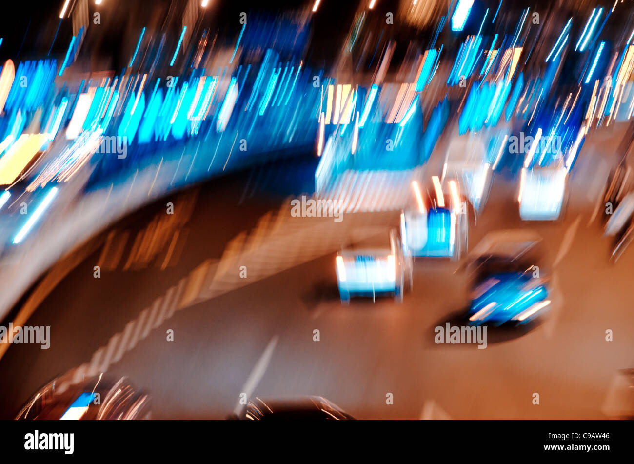 geschäftige Großstadt Nachtverkehr verwischen Bewegung in Guangzhou China Stockfoto