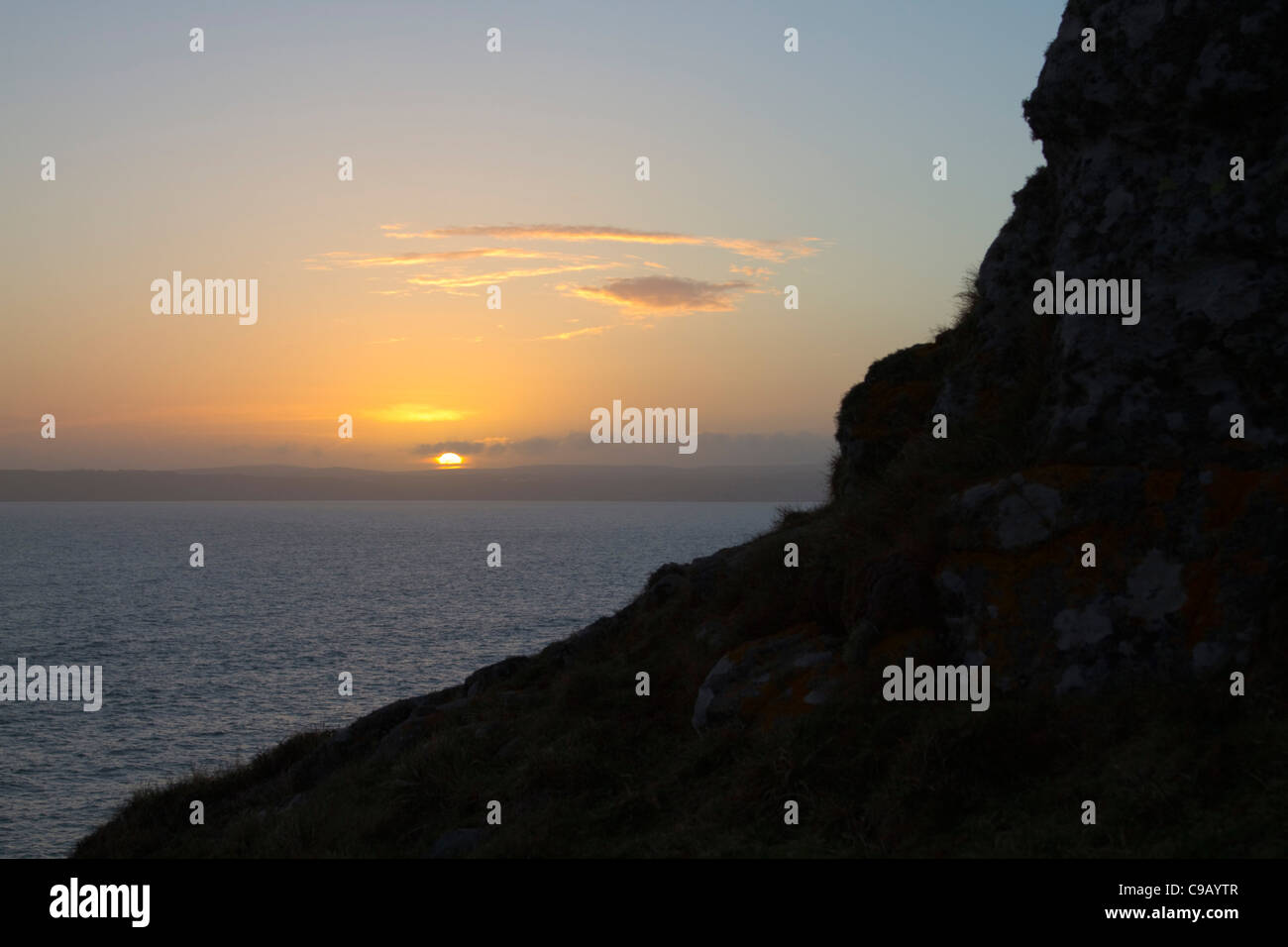 Sonnenuntergang; Cornwall; minus drei Haltestellen Belichtungskorrektur; Mount's Bay Stockfoto