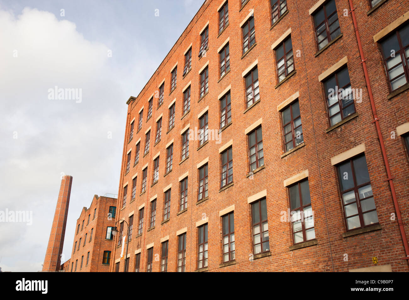 Eine alten Baumwollspinnerei in Manchester, in Wohnungen, UK umgewandelt. Stockfoto