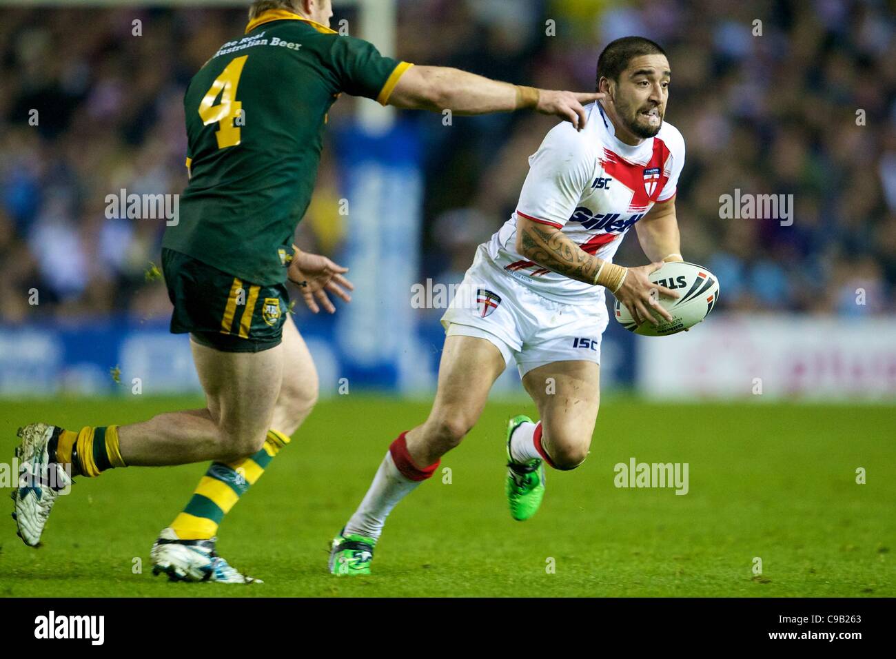 19.11.2011 Leeds, England. England Rugby League halbe Rangi Chase in Aktion während der Gillette vier Nationen Rugby-League-Finale match zwischen England V spielte Australien an der Elland Road. Stockfoto