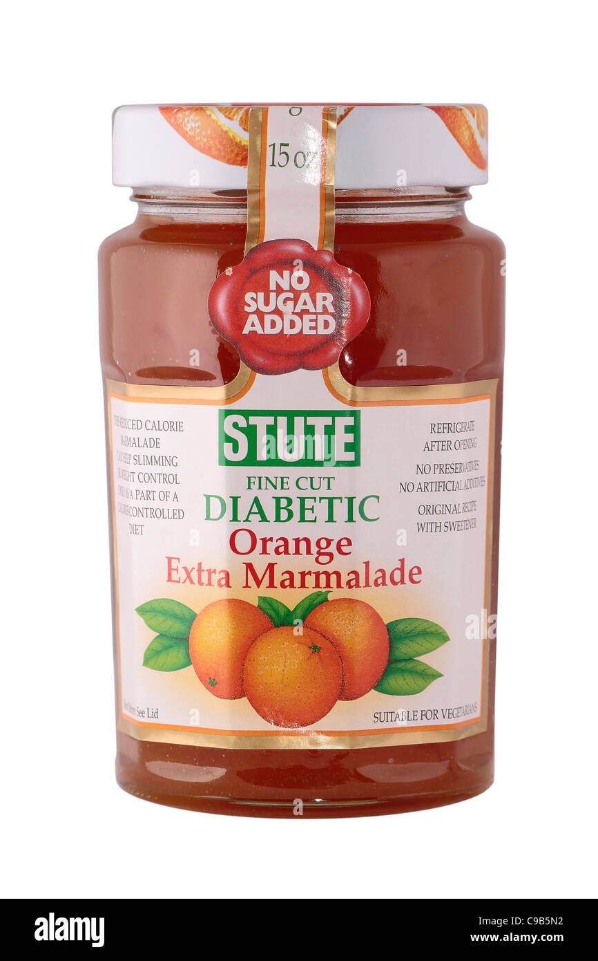 Stute diabetische Orangenmarmelade auf weißem Hintergrund Stockfoto
