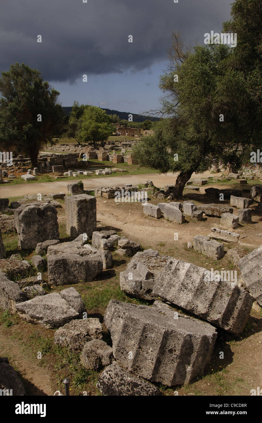 Griechische Kunst. Tempel des Zeus. Ruinen (471-456 v. Chr.). Altis. Olympia. Griechenland. Stockfoto