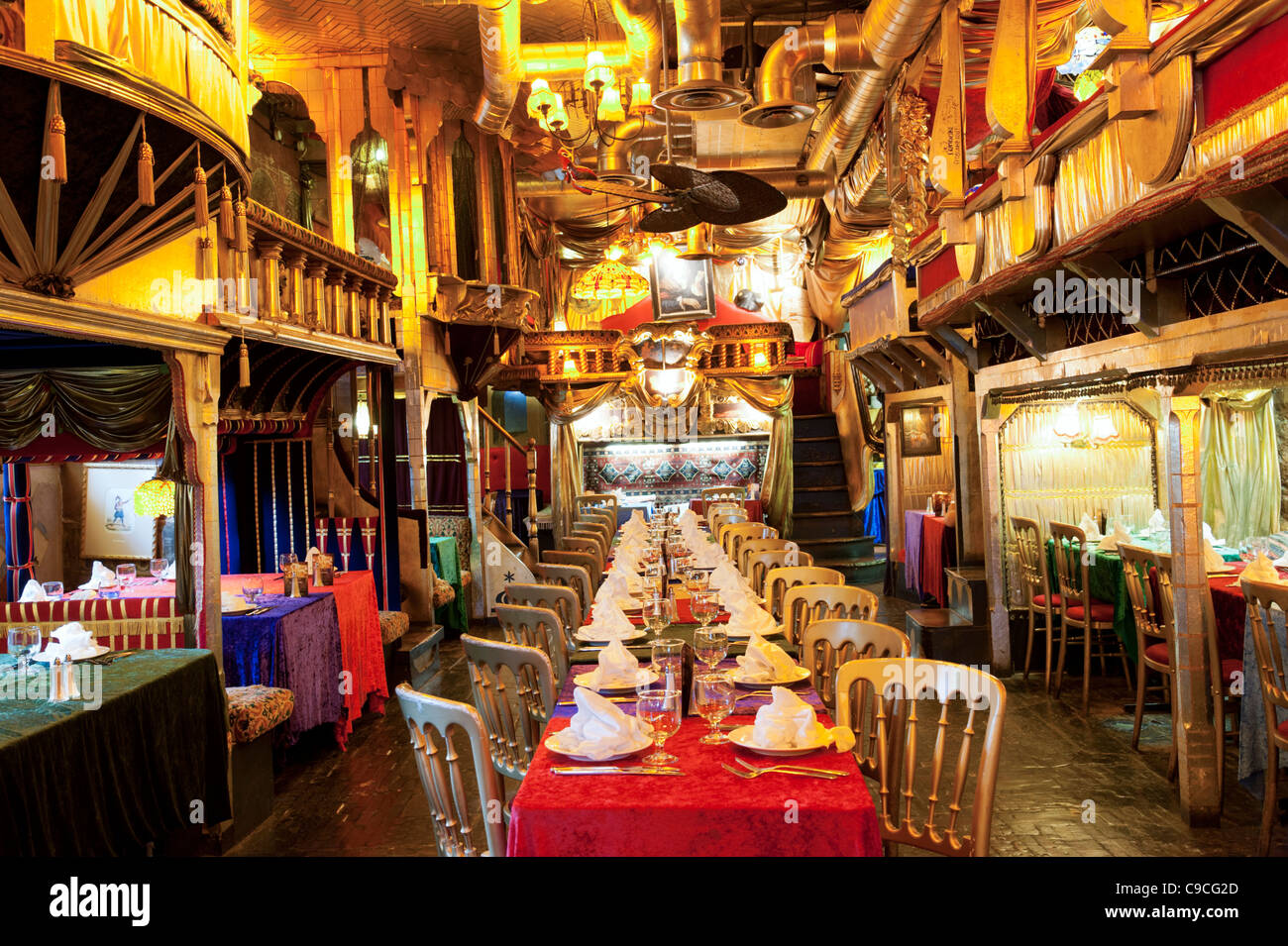 Türkisches Restaurant Sarastro in West End, London, England, Großbritannien Stockfoto