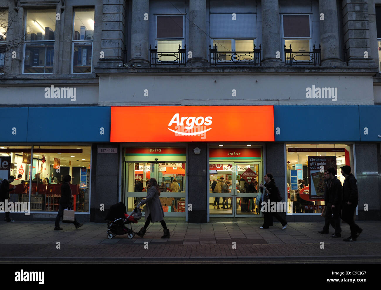 Argos Katalog Schnäppchenpreis Shop in Brighton Western Road UK (jetzt geschlossen) Argos Katalog Shop Stockfoto