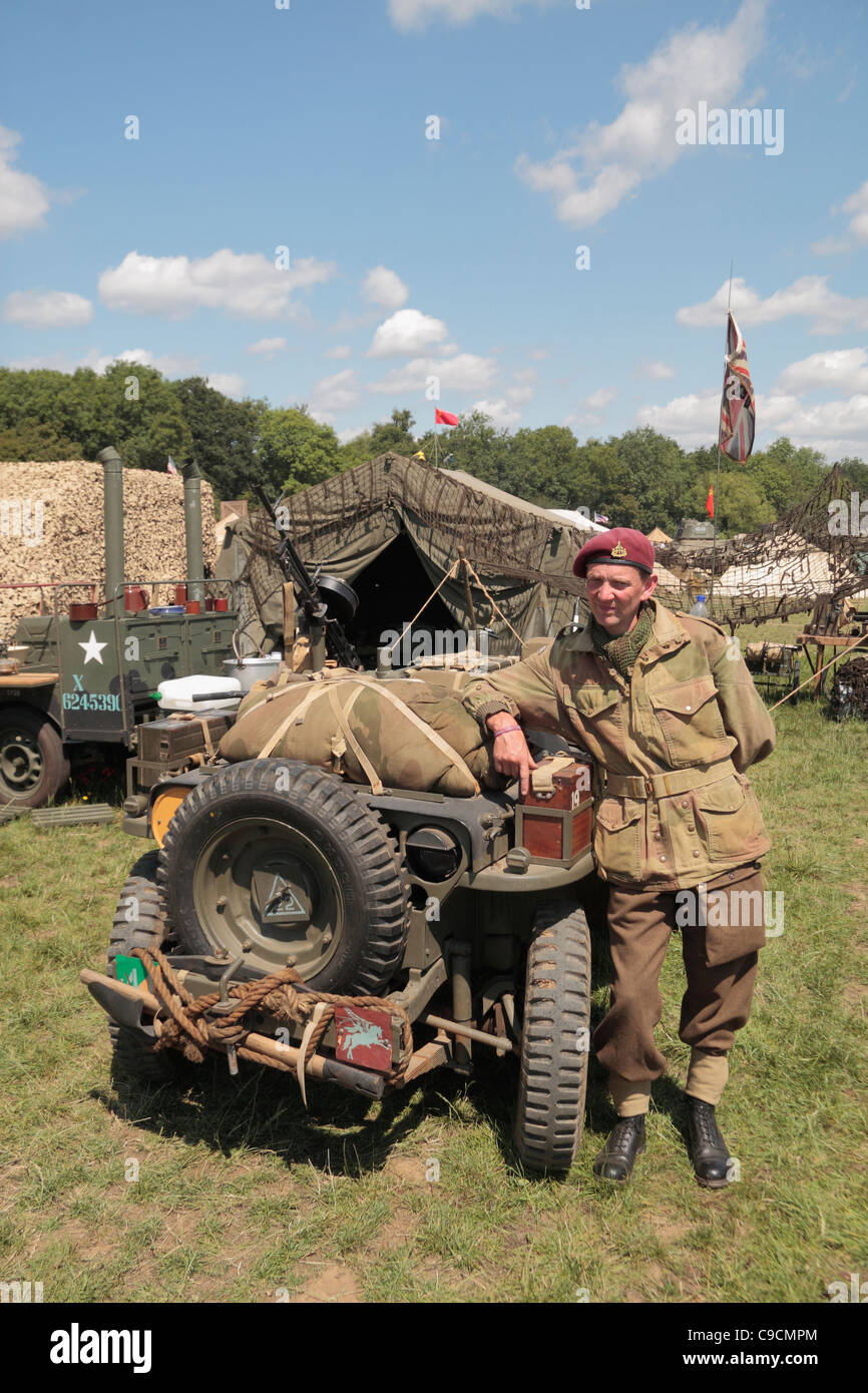 Re-Enactor gekleidet als Operation Market Garden Airborne Trooper auf der 2011 Krieg & Frieden Schau Hop Farm, Kent, UK. Stockfoto