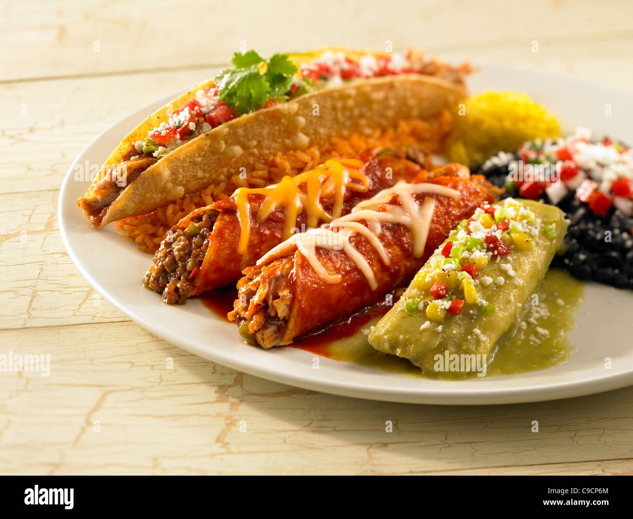 Mexican enchilada Fotos und Bildmaterial in hoher Auflösung Alamy