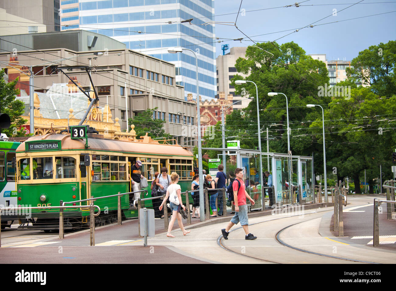 Am sonnigen Melbourne Tag in der Stadt öffentliche Verkehrsmittel Systeme gezeigt kostenlos touristische Straßenbahn zu den Docklands. Stockfoto