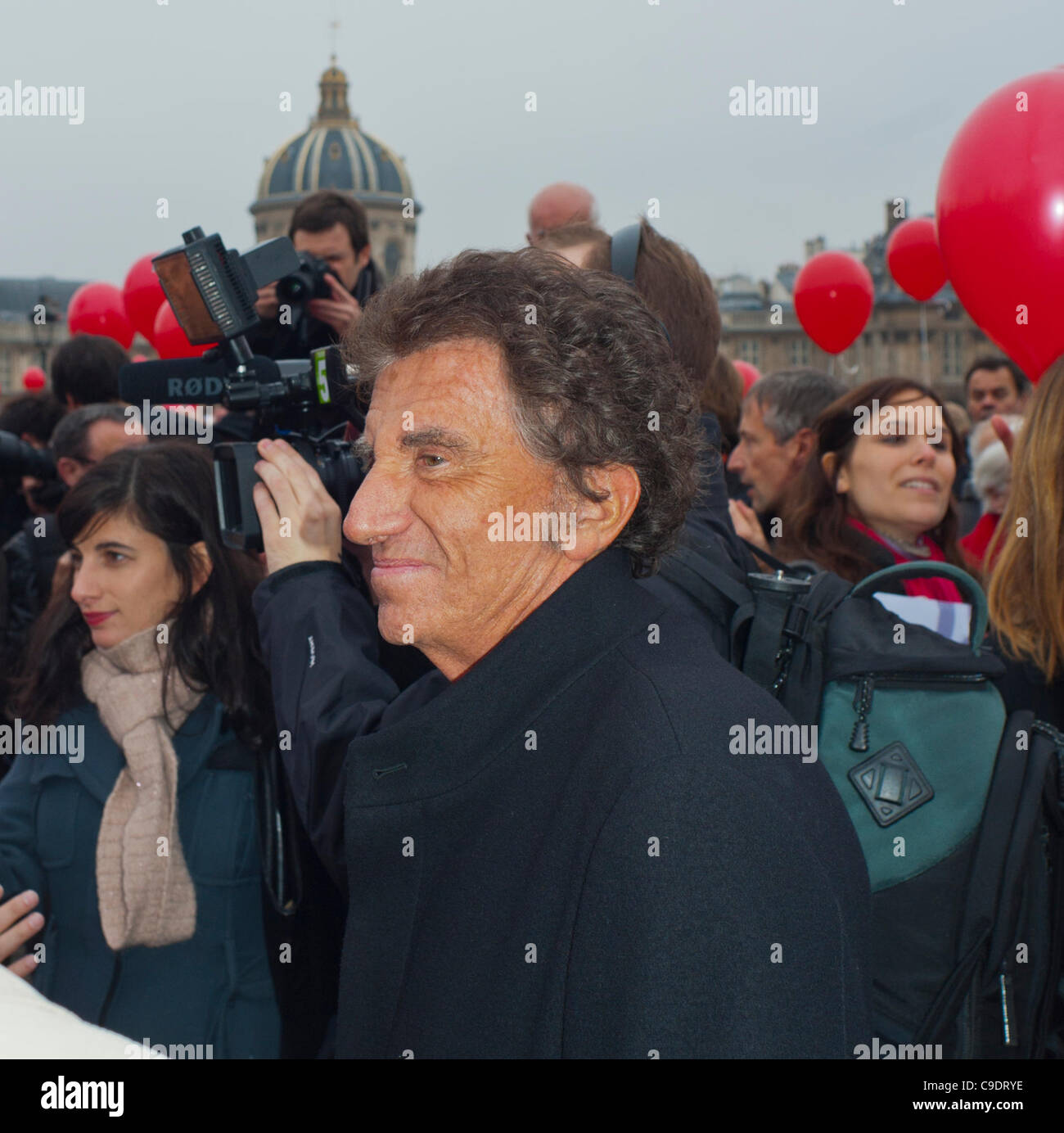 Paris, Frankreich, Jack Lang, Ex-Kultur-Minister (unter Mitter-Rand) für den sozialistischen Pa Rty am Denkmal Hommage an Daniele Mitter-Rand, Stockfoto