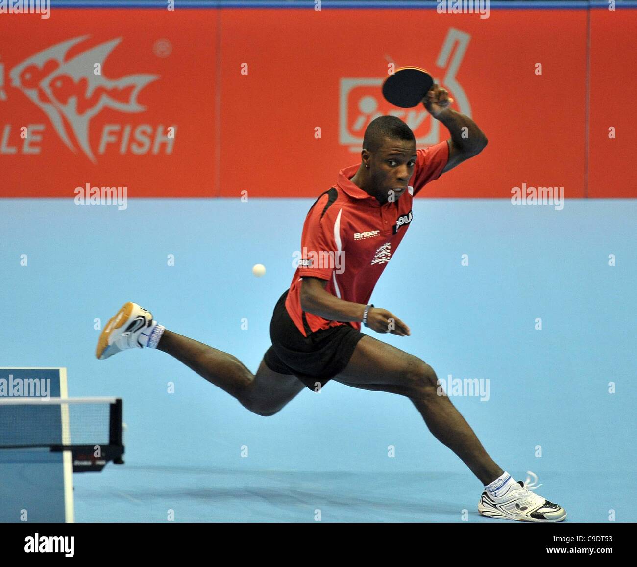 ExCel, LONDON, UK, Donnerstag, 24. November 2011. Darius Knight (England). ITTF Pro Tour Grand Finals. Tischtennis. London bereitet sich auf 2012 Stockfoto