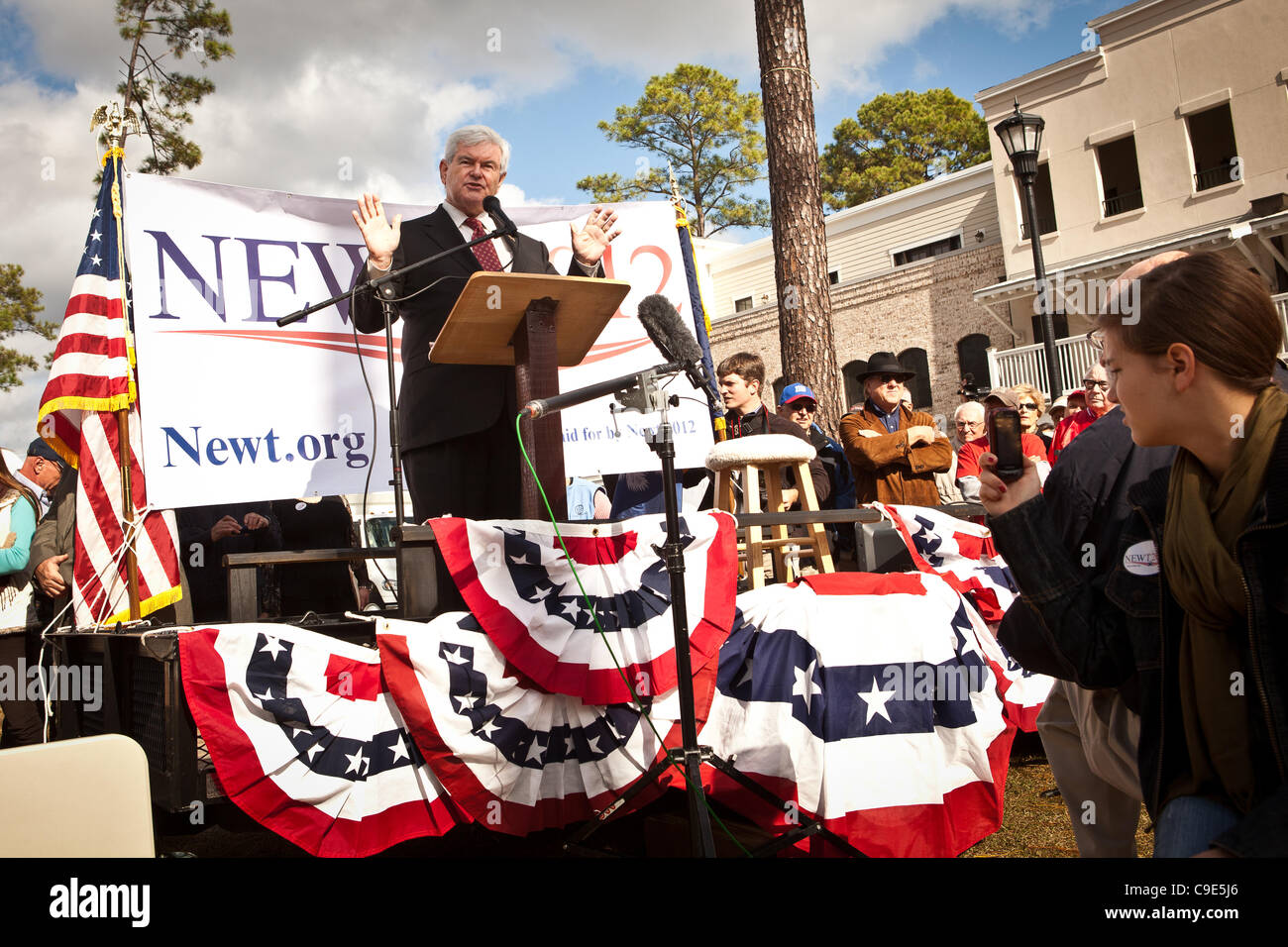 Republikanische Präsidentschaftskandidat spricht Newt Gingrich bei einem Townhall-treffen in der Altstadt am 29. November 2011 in Bluffton, South Carolina. Stockfoto