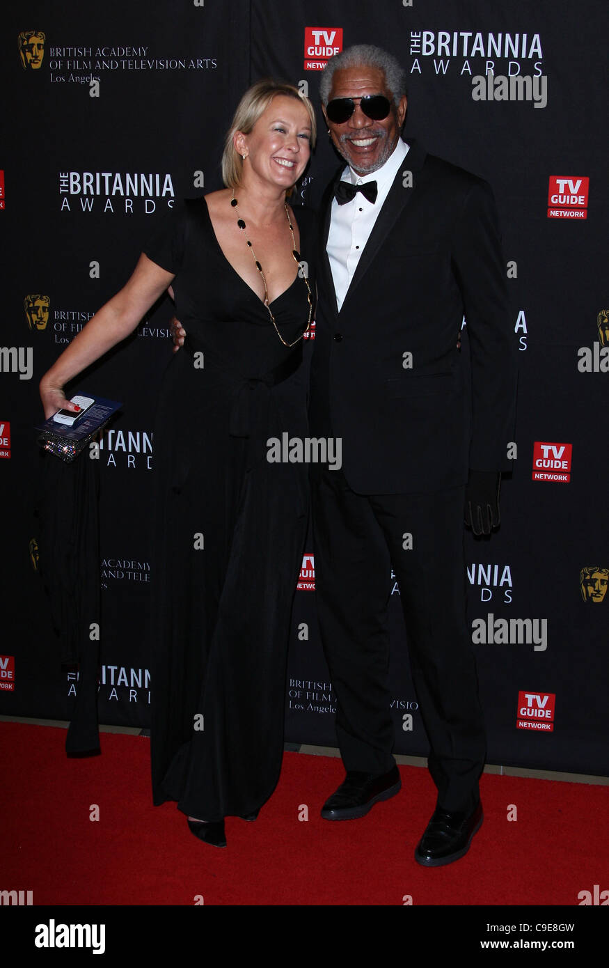 SARAH CAIRNS & MORGAN FREEMAN BAFTA LOS ANGELES 2011 BRITANNIA AWARDS BEVERLY HILLS LOS ANGELES Kalifornien USA 30 November 20 Stockfoto