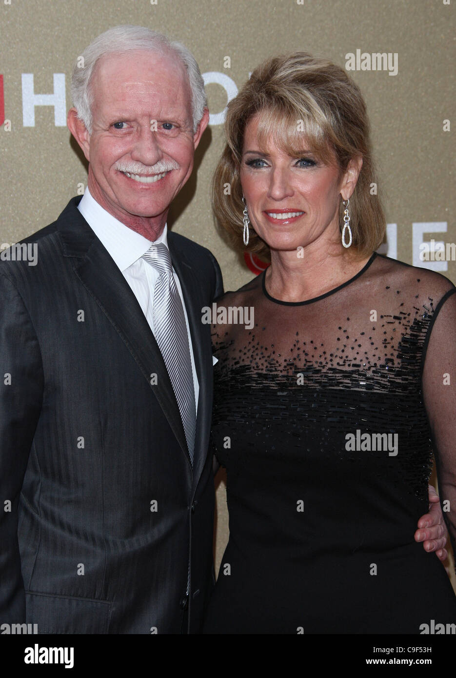 CHESLEY SULLENBERGER AKA SCULLY & LORRIE SULLENBERGER CNN HEROES: EIN ALL-STAR TRIBUTE DOWNTOWN LOS ANGELES KALIFORNIEN USA 11 Stockfoto