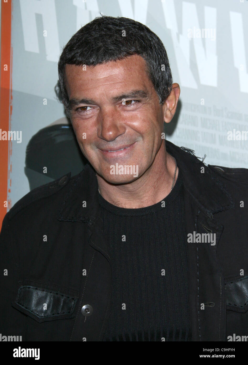 ANTONIO BANDERAS DRUNTER UND DRÜBER. LOS ANGELES Kalifornien USA 5. Januar 2012 PREMIERE Stockfoto