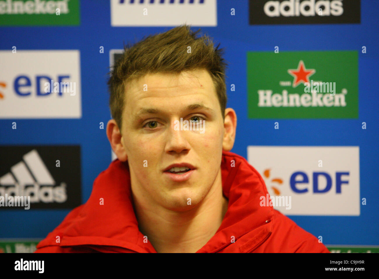 13.01.2012 Ravenhill Stadium in Belfast, Nordirland. Craig Gilroy (Ulster) bei der Pressekonferenz nach der Heineken-Cup-Spiel zwischen Ulster und Leicester. Stockfoto