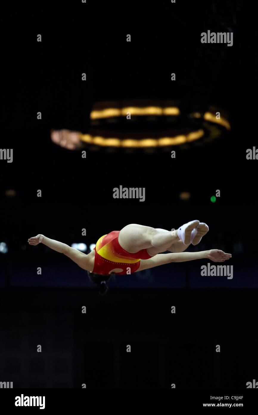 Dan Li (China) im Wettbewerb mit Womens Trampolin in Visa International Gymnastics Wettbewerb künstlerische Disziplin in North Greenwich Arena in Serie LOCOG London bereitet für die Olympischen Spiele 2012 in London. 13. Januar 2012. Stockfoto