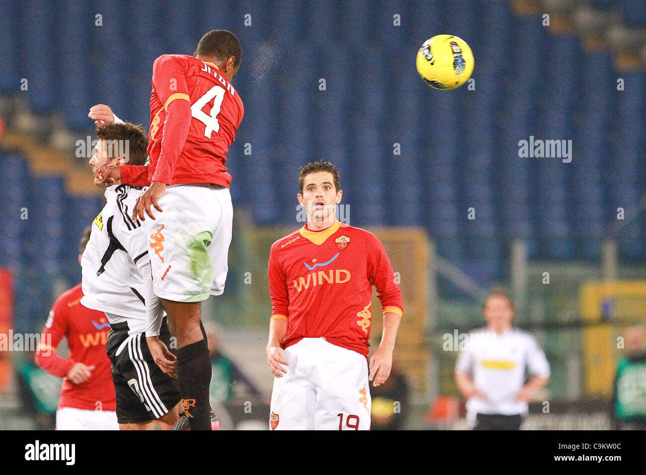 01.10.2011, Rom, Italien.   Juan In Aktion während der Serie A Spiel zwischen AS Roma Vs Cesena, spielte im Stadio Olimpico. Stockfoto