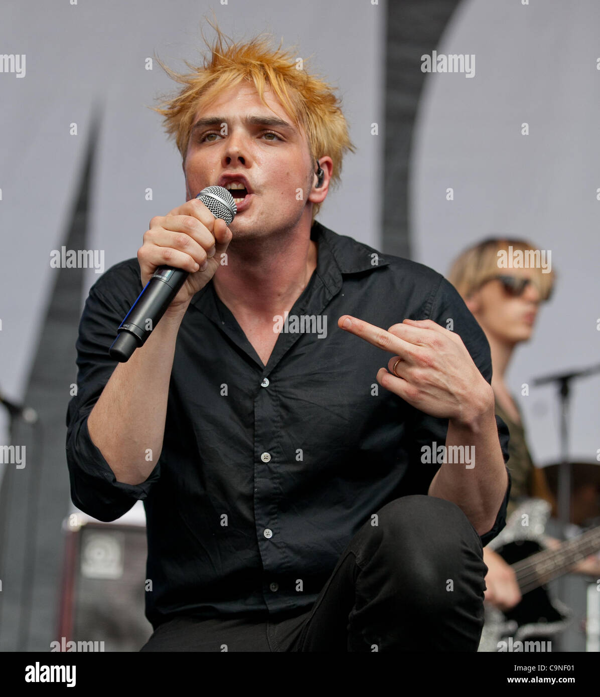 Gerard Way von My Chemical Romance am großen Tag aus Melbourne, 29. Januar 2012 durchführen. Stockfoto