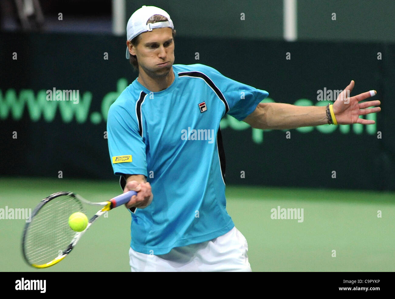 Andreas Seppi (ITA) während des ersten Spiels des Davis Cup gegen Radek Stepanek(CZE) in Ostrava, Tschechische Republik, Freitag, Feb.10, 2012. (Foto/Jaroslav Ozana CTK) Stockfoto