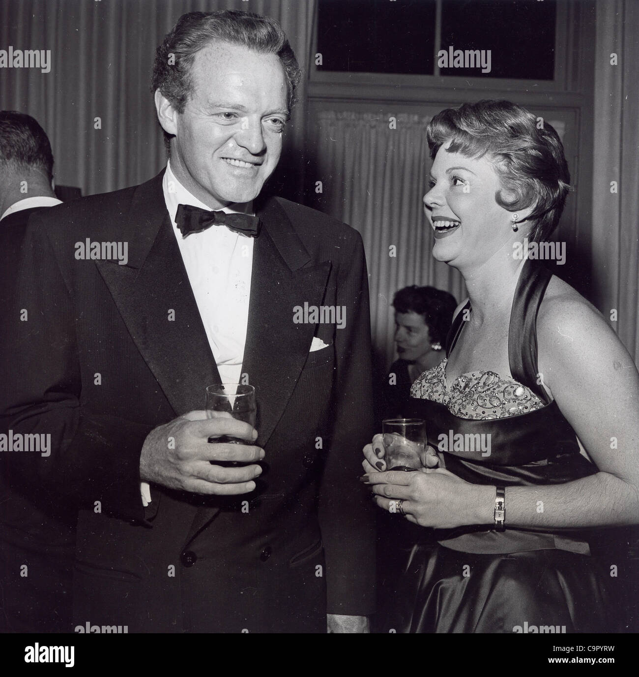 Van heflin wife frances neal Fotos und Bildmaterial in hoher