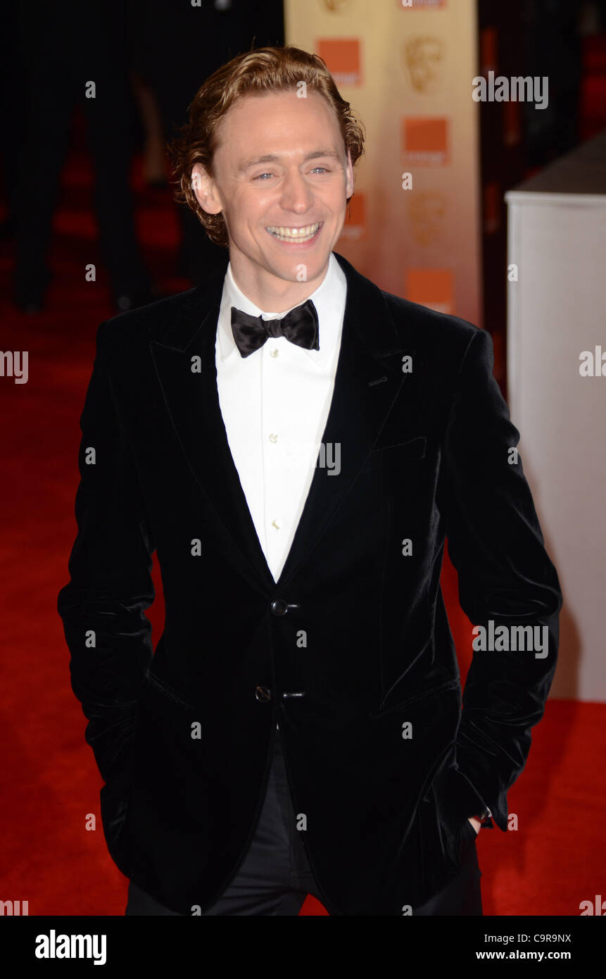 London, Vereinigtes Königreich 02.12.2012 Tom Hiddleston besucht die Orange British Academy Film Awards 2012 am Royal Opera House, Covent Garden, London. (Photo Credit: Photobeat Bilder/Alamy) Stockfoto