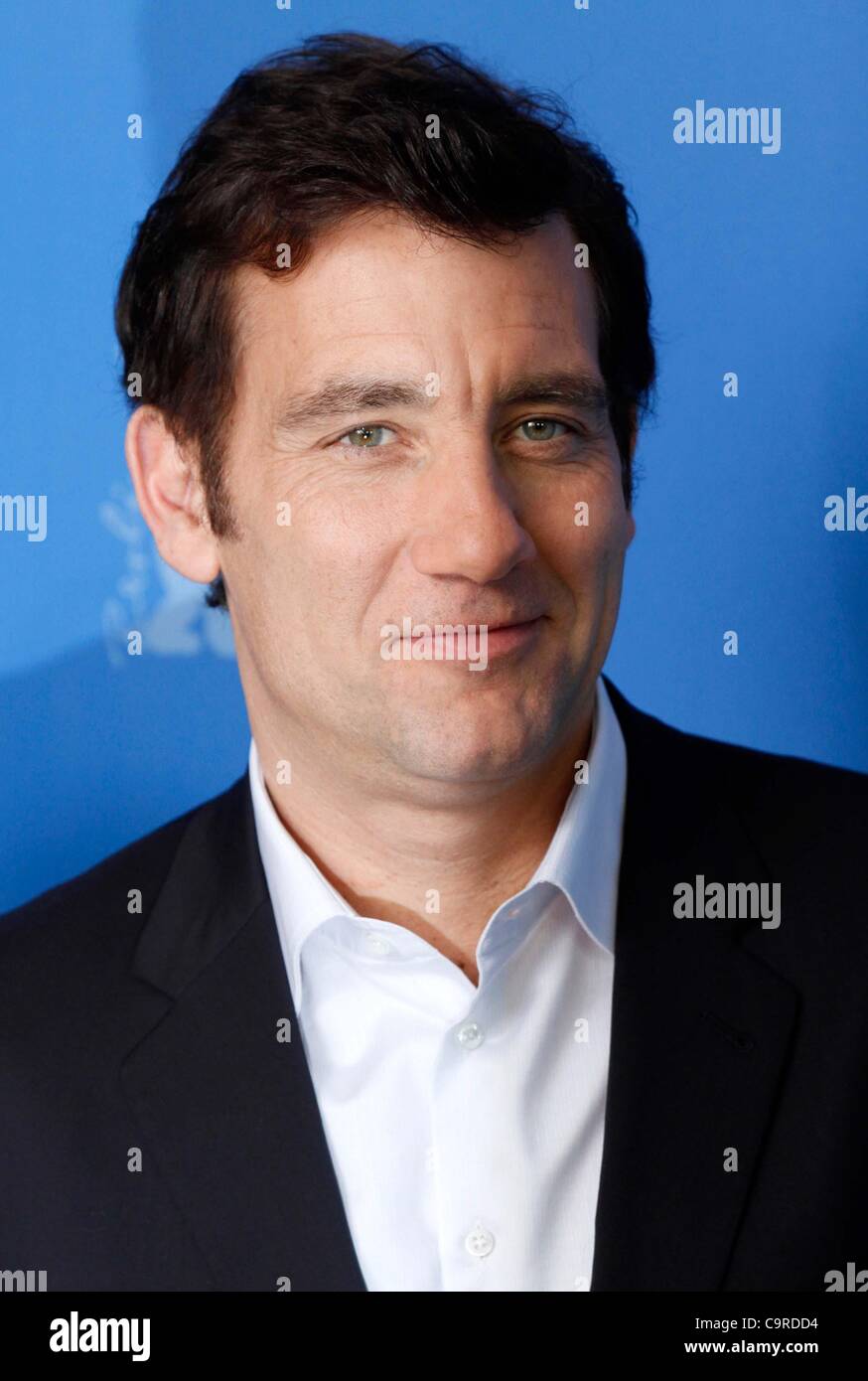 12. Februar 2012 - Hollywood, Kalifornien, US - CLIVE OWEN. Shadow Dancer (Kredit-Bild: © Roger Harvey/Globe Photos/ZUMAPRESS.com) Stockfoto