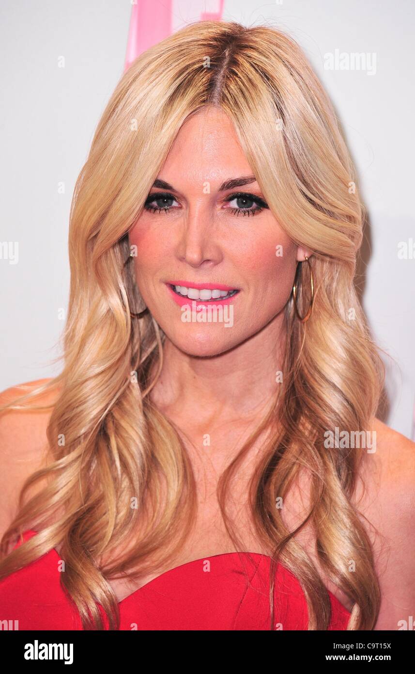 Tinsley Mortimer im Ankunftsbereich für MAC Viva Glam neue Kampagne Launch Party, Stufe 37, New York, NY 15. Februar 2012. Foto von: Gregorio T. Binuya/Everett Collection Stockfoto