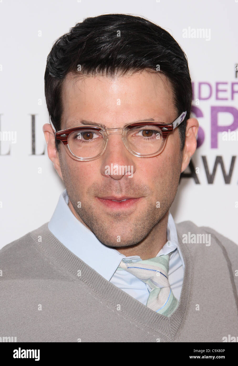 ZACHARY QUINTO 2012 FILM INDEPENDENT SPIRIT AWARDS. DRUCKSAAL LOS ANGELES Kalifornien USA 25. Februar 2012 Stockfoto