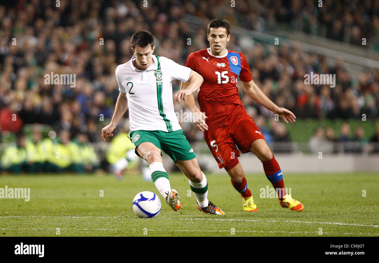 29.02.2012 - Dublin, Irland, Sean St Ledger Rep of Ireland in Aktion gegen Milan Baros von Tschechien, International freundlich Rep von Irland Vs Tschechien im AVIVA Stadium Dublin, Rep of Ireland. Stockfoto