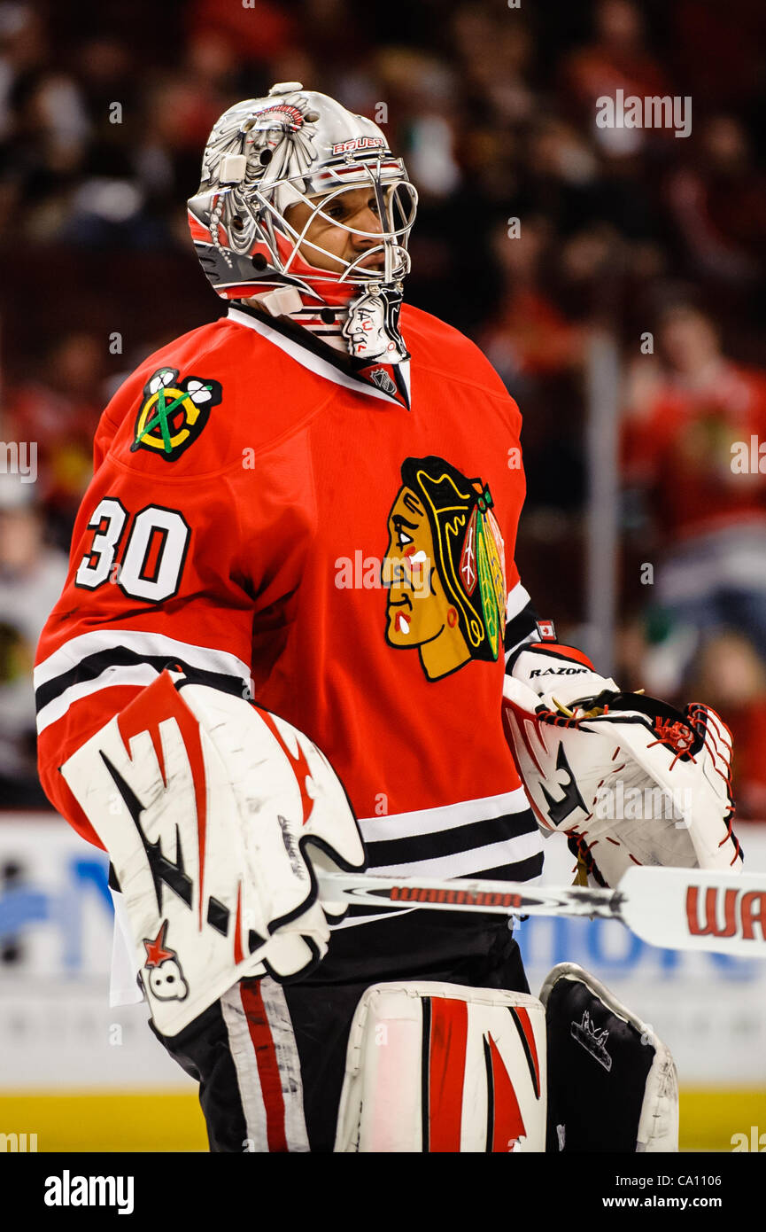 13. März 2012 - Chicago, Illinois, USA - Chicago Torwart Ray Emery (30) während des NHL-Spiels zwischen den Chicago Blackhawks und den St. Louis Blues im United Center in Chicago, IL. Die Blackhawks besiegt den Blues 4-3 in eine Schießerei. (Kredit-Bild: © John Rowland/Southcreek/ZUMAPRESS.com) Stockfoto