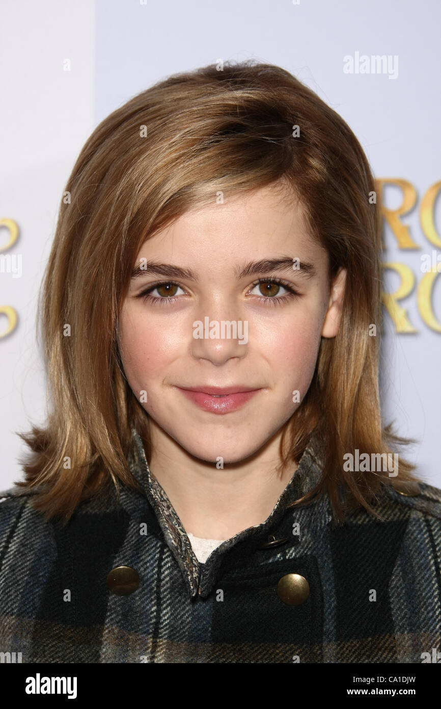 KIERNAN SHIPKA SPIEGLEIN, SPIEGLEIN. Welt PREMIERE HOLLYWOOD LOS ANGELES Kalifornien USA 17. März 2012 Stockfoto