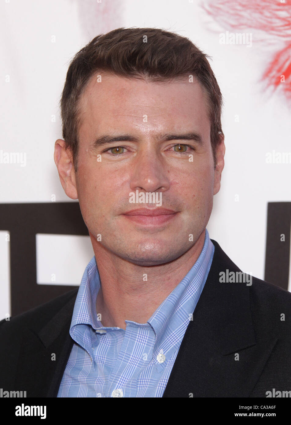 30. Mai 2012 kommt - Hollywood, Kalifornien, USA - SCOTT FOLEY für die Premiere der 5. Staffel von "True Blood" am Cinerama Dome Theater. (Kredit-Bild: © Lisa O'Connor/ZUMAPRESS.com) Stockfoto
