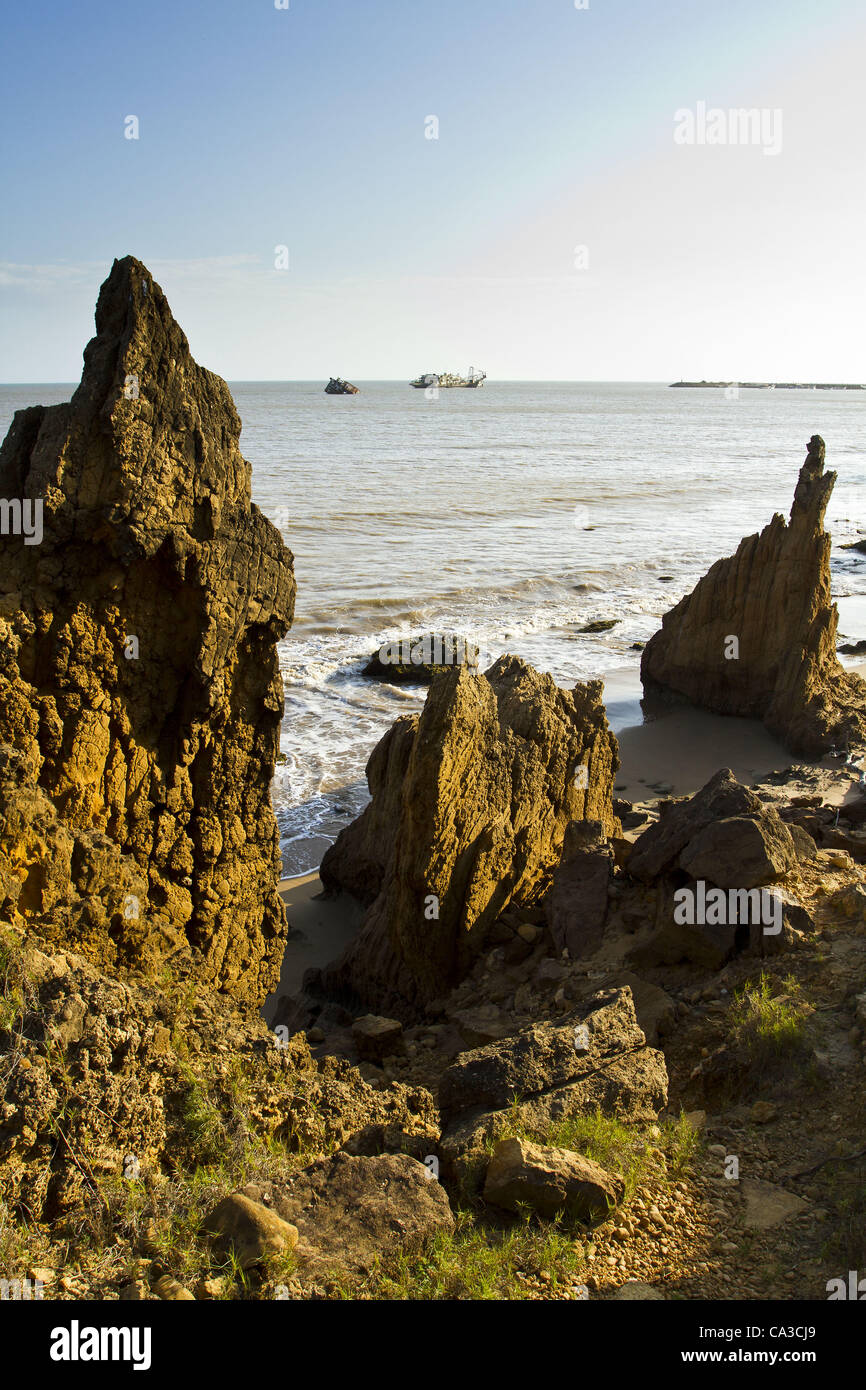 18. Mai 2012 - La Vela De Coro, Falcon, Venezuela - Las Piedras de Martin Strand (Playa Las Piedras de Martin), befindet sich in La Vela de Coro und zeichnet sich durch seine interessanten Felsformationen. La Vela de Coro, Falcon Staat, Venezuela. (Kredit-Bild: © Ricardo Ribas/ZUMAPRESS.com) Stockfoto