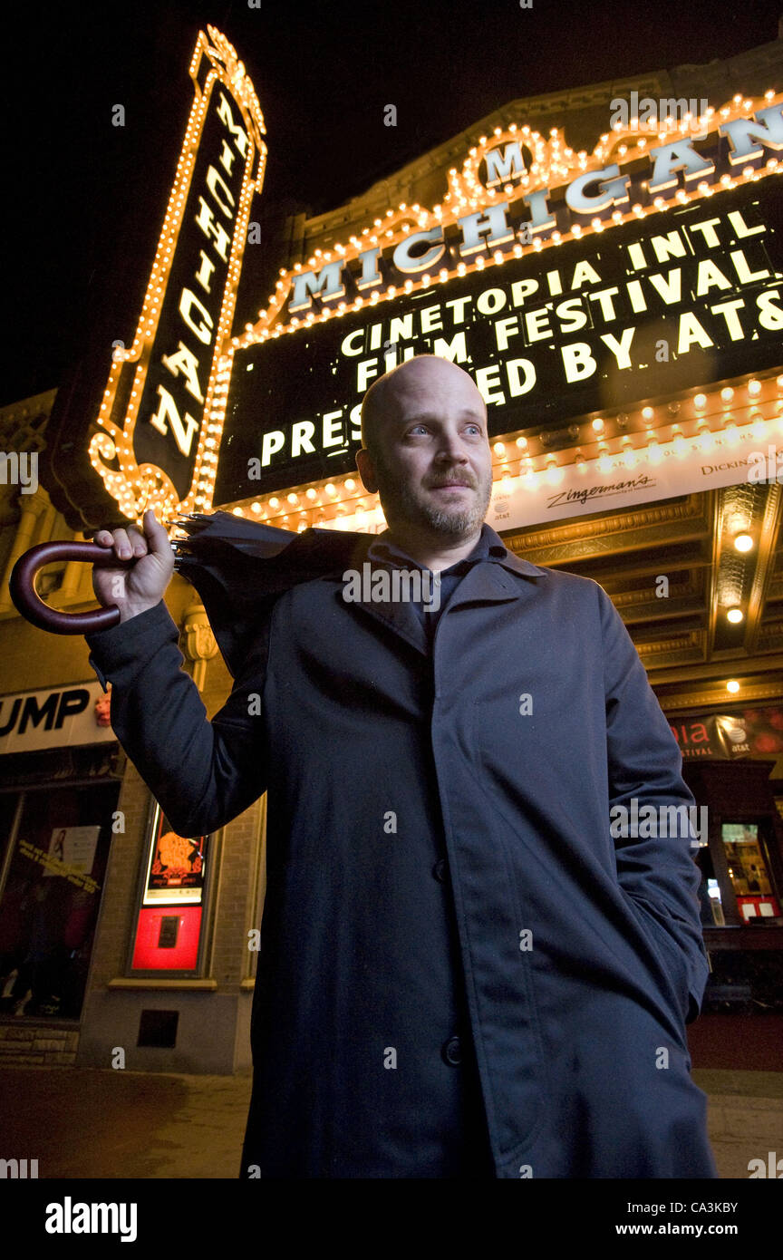 31. Mai 2012 - Ann Arbor, Michigan, zeigte US - Regisseur Todd Louiso seinem independent-Film '' Hello I Must Be Going'' am Eröffnungsabend des Cinetopia International Film Festival im Theater Michigan in Ann Arbor, MI am 31. Mai 2012.   Liza hat auch eine etablierte Schauspielkarriere mit Schlüsselrollen in mov Stockfoto