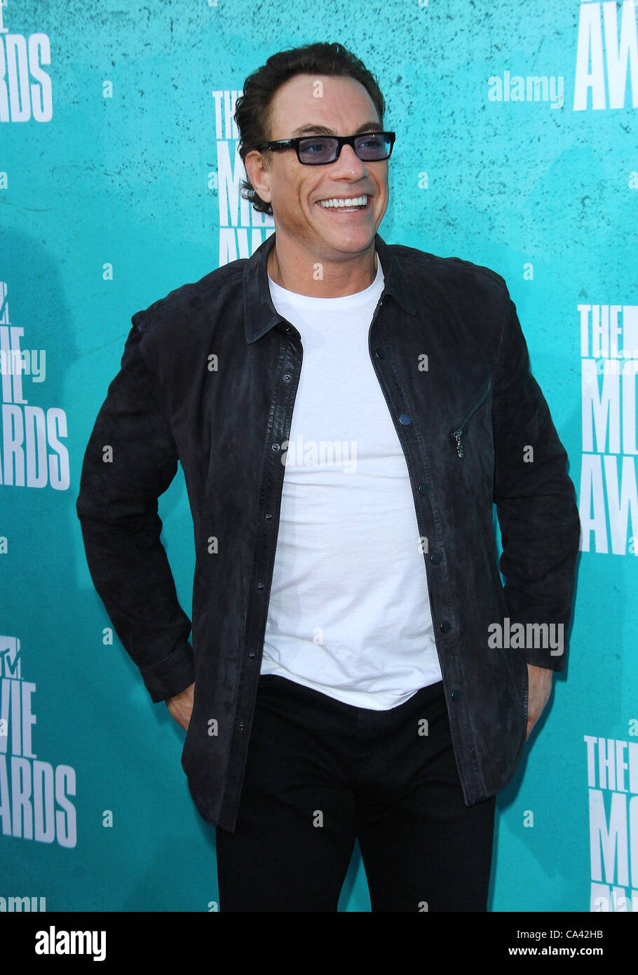 3. Juni 2012 - Los Angeles, Kalifornien, USA - Jean Claude Van Damme besucht die MTV Movie Awards 2012 am 3. Juni 2012 im Gibson Amphitheatre, Universal City, USA. (Kredit-Bild: © TLeopold/Globe Photos/ZUMAPRESS.com) Stockfoto