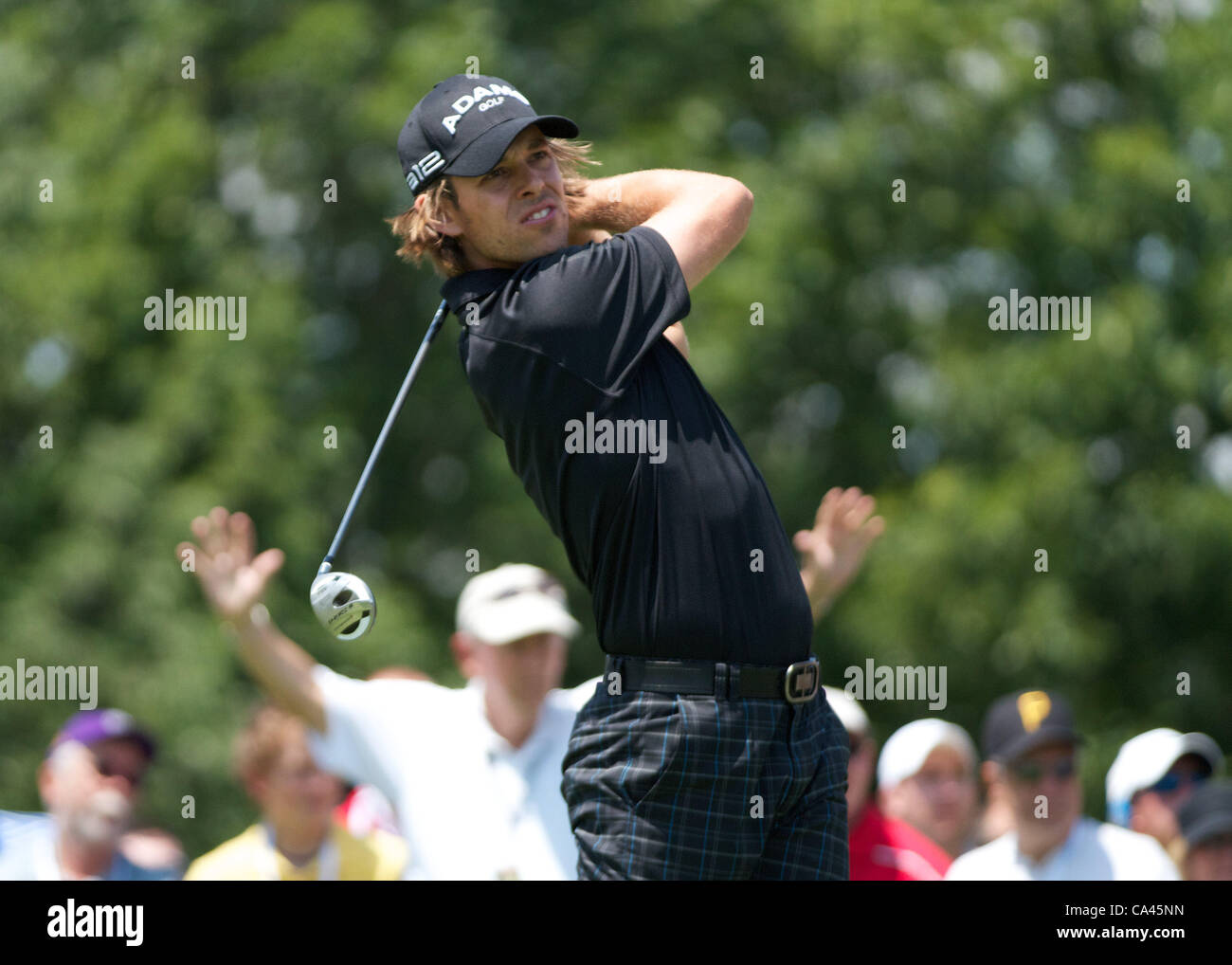 3. Juni 2012: Aaron Baddley Abschlag bei der Endrunde des Turniers Memorial in Muirfield Village Golf Club in Dublin, Ohio statt. Stockfoto