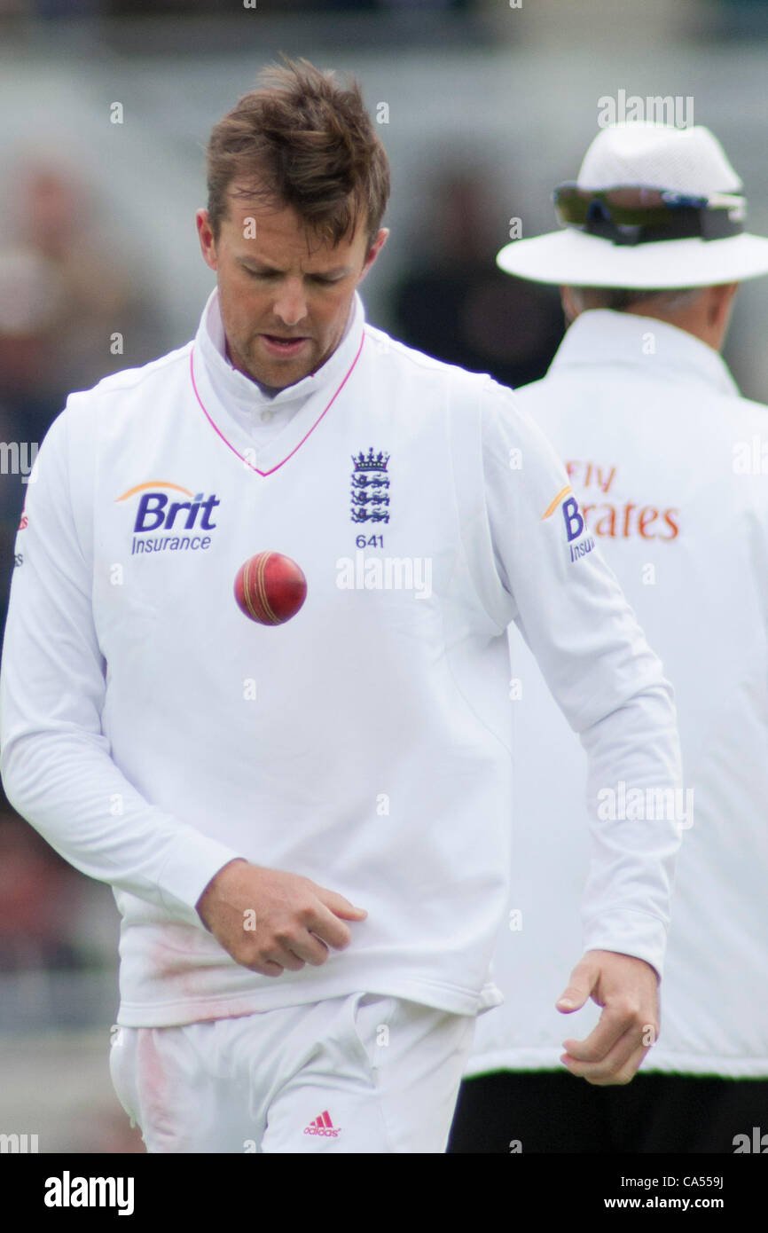 06.09.2012 Birmingham England. Graeme Swann am dritten Tag des Spiels im dritten Investec Cricket Test zwischen England und Westindien, gespielt auf Edgbaston Cricket Ground. Obligatorische Kredit: Mitchell Gunn. Stockfoto