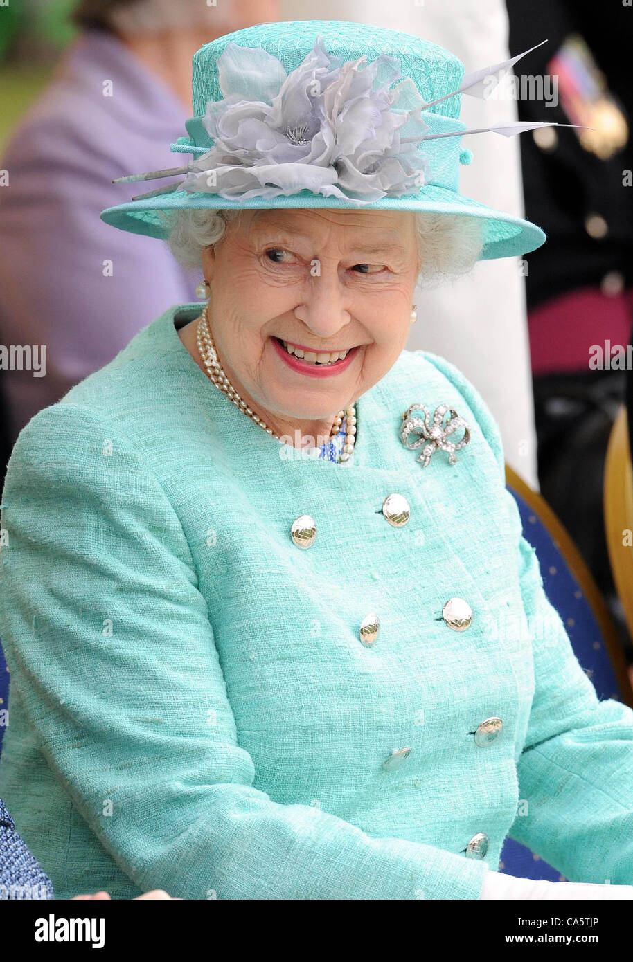 DIE Königin der königlichen Familie 13. Juni 2012 VERNON PARK NOTTINGHAM ENGLAND Stockfoto