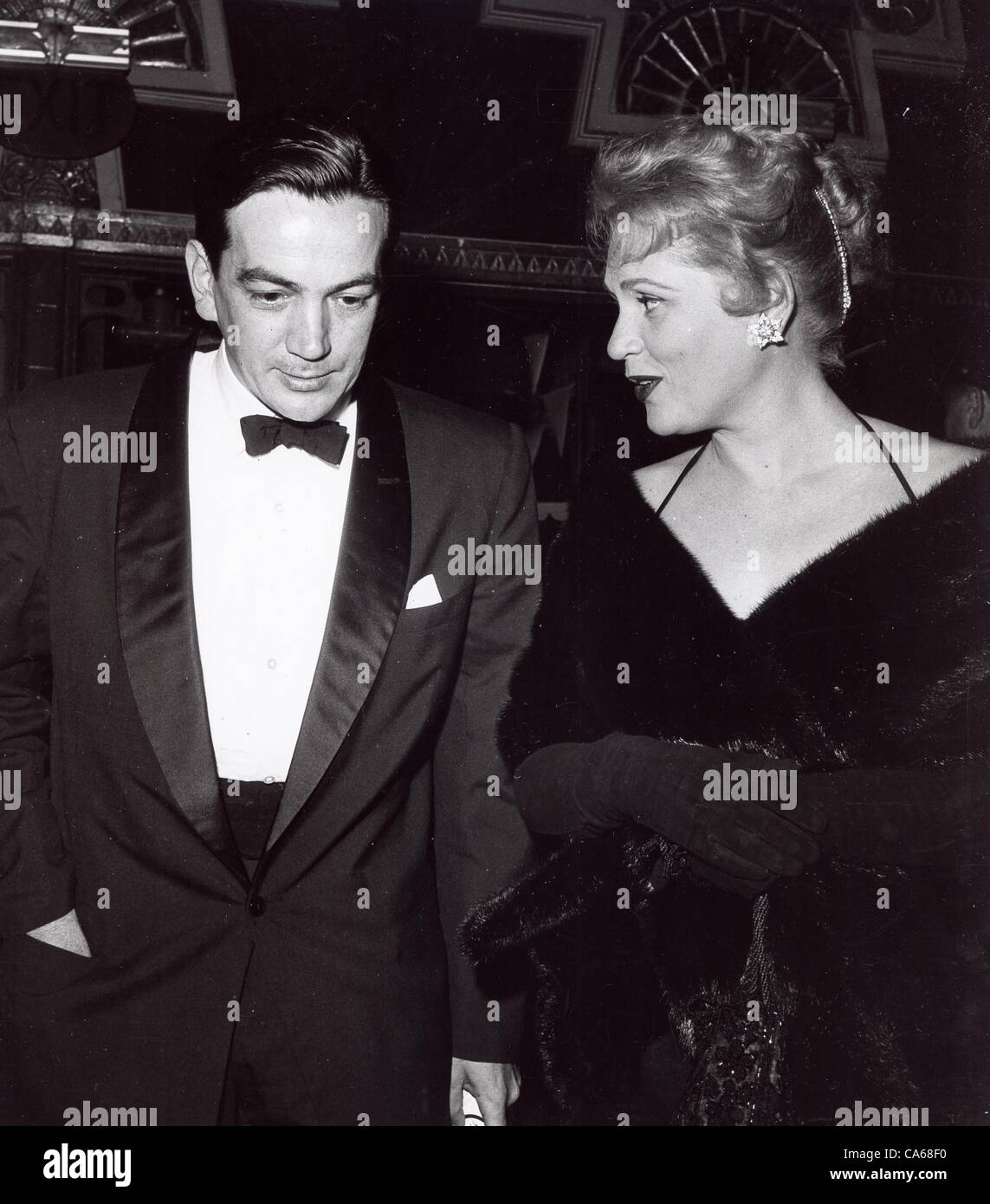 JUDY HOLLIDAY Alexander Mackendrick.Supplied von Fotos inc. (Kredit-Bild: © von Globe Fotos Inc/Globe Photos/ZUMAPRESS.com geliefert) Stockfoto