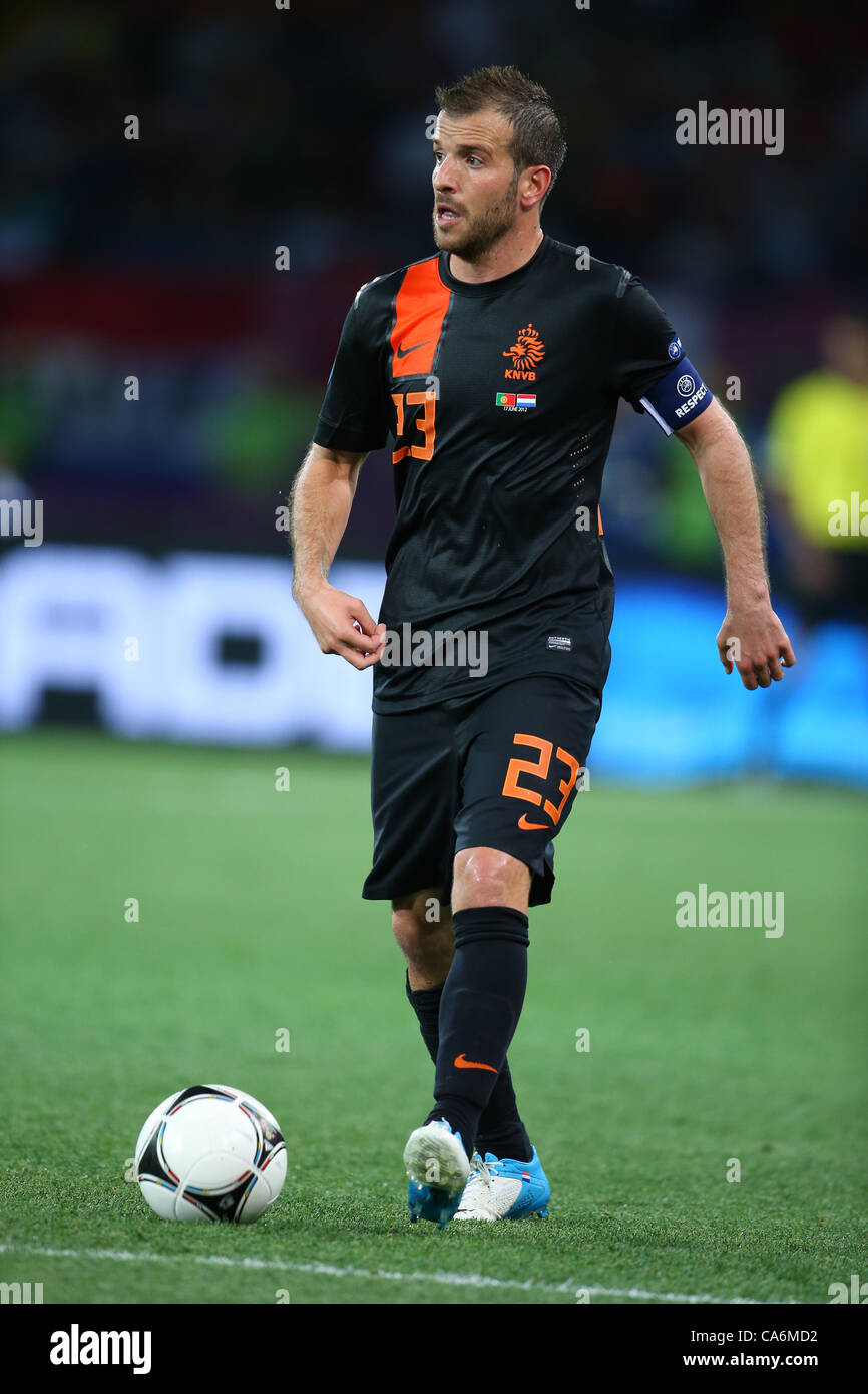 RAFAEL VAN DER VAART PORTUGAL V HOLLAND EURO 2012 METALIST Stadion Charkow UKRAINE UKRAINE 17 Juni 2012 Stockfoto