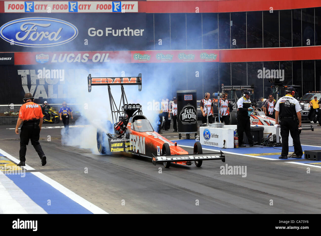 17.06.2012. Bristol, TN, USA. Spencer Massey (2 TF) DSR NHRA Top Fuel Dragster Sonntag bei den Ford Thunder Valley Nationals in Bristol Dragway in Bristol, TN. Stockfoto