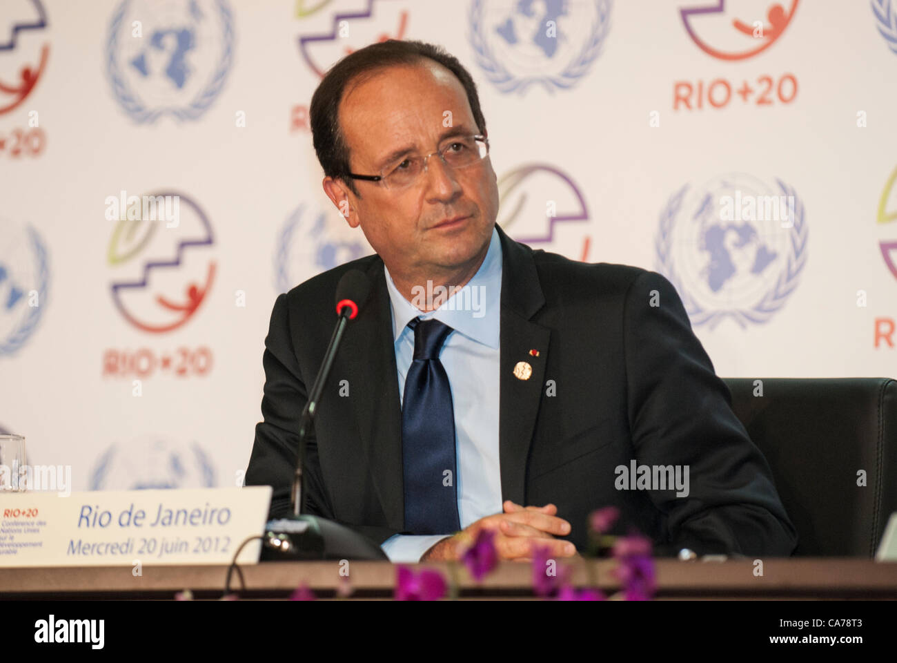 Der französische Präsident François Hollande gibt eine Pressekonferenz auf der Konferenz der Vereinten Nationen für nachhaltige Entwicklung (Rio + 20), Rio De Janeiro, Brasilien, 20. Juni 2012. Foto © Sue Cunningham. Stockfoto
