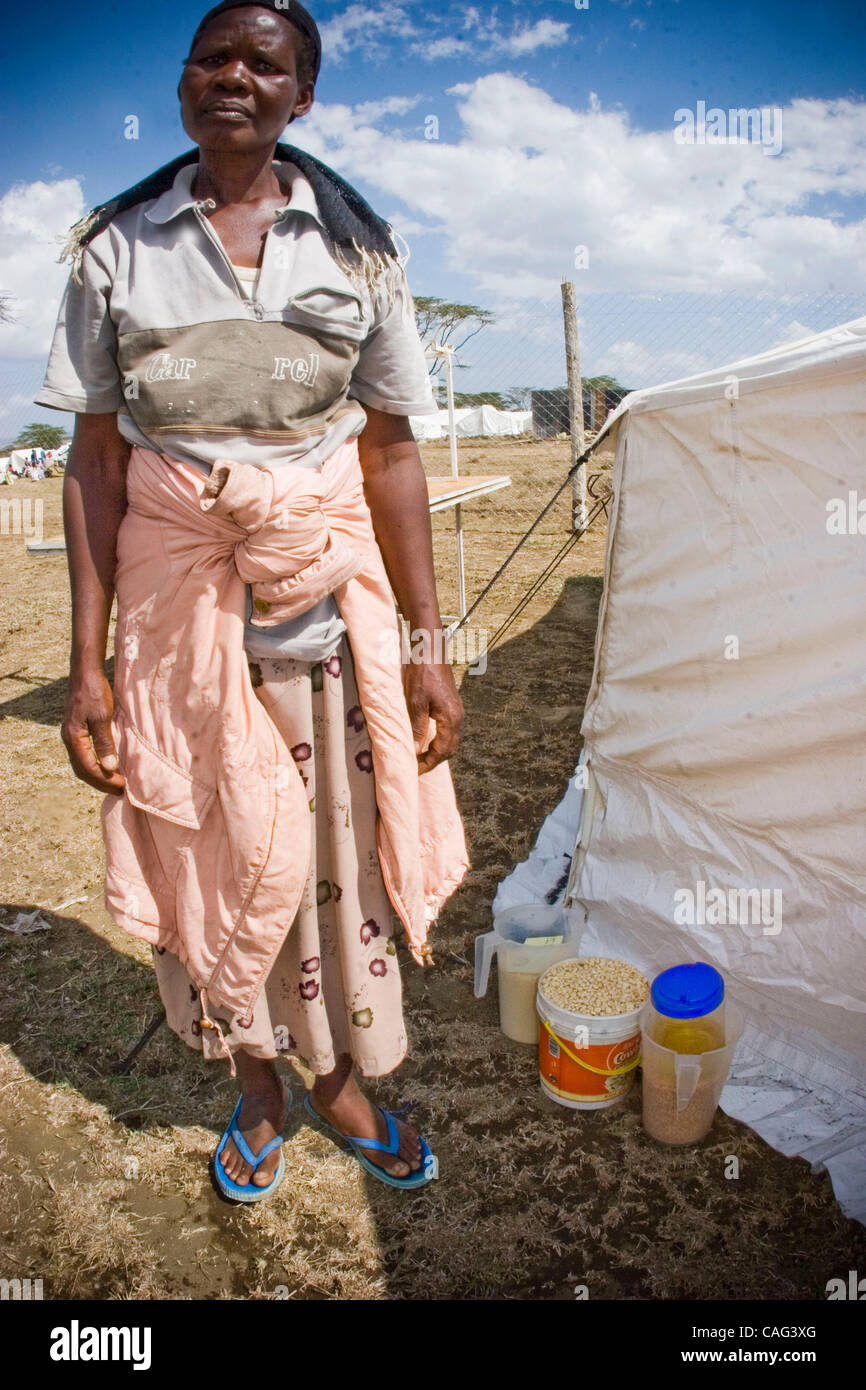 Mitglieder der Präsident Mwai Kibaki Kikuyu Stamm geplant und inszeniert Racheakte gegen die (Oppositionsführer) Raila Odinga Luo Stamm und die Kalenjin-Stamm lebt in Naivasha. Die meisten Luos verließ die Stadt und fuhren zurück nach Kisumu, ihrem angestammten Bereich, wo sie sich sicherer fühlen. Diejenigen die Hav Stockfoto