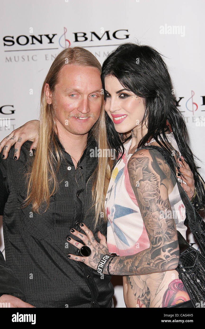 © 2008 Jerome Ware/Zuma Press KAT VON D und ALEX ORBISON bei Sony after-Party für die Grammy Awards 2008 im Beverly Hills Hotel statt.  Sonntag, 10. Februar 2008 The Beverly Hills Hotel Beverly Hills, CA Stockfoto