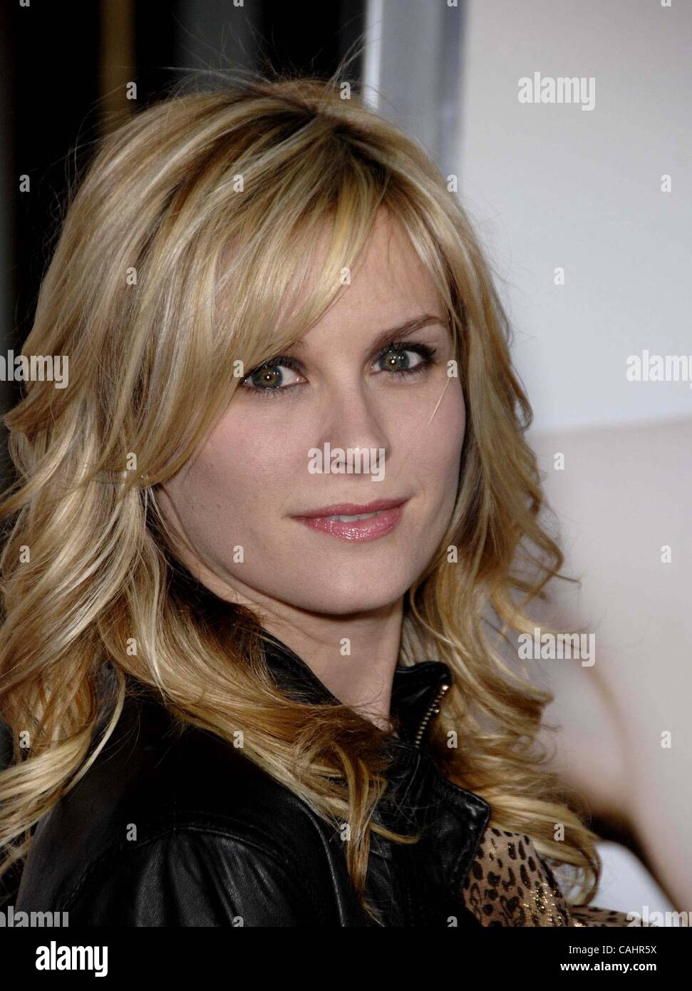 13. Dezember 2007 abgehaltenen - Hollywood, Kalifornien, USA - Bonnie Somerville während der Premiere des neuen Films von Columbia Pictures, WALK HARD THE DEWEY COX STORY, Graumans Chinese Theatre, am 12. Dezember 2007, in Los Angeles...  -K55847MGE(Credit Image: © Michael Germana/Globe Photos/ZUMAPRESS Stockfoto