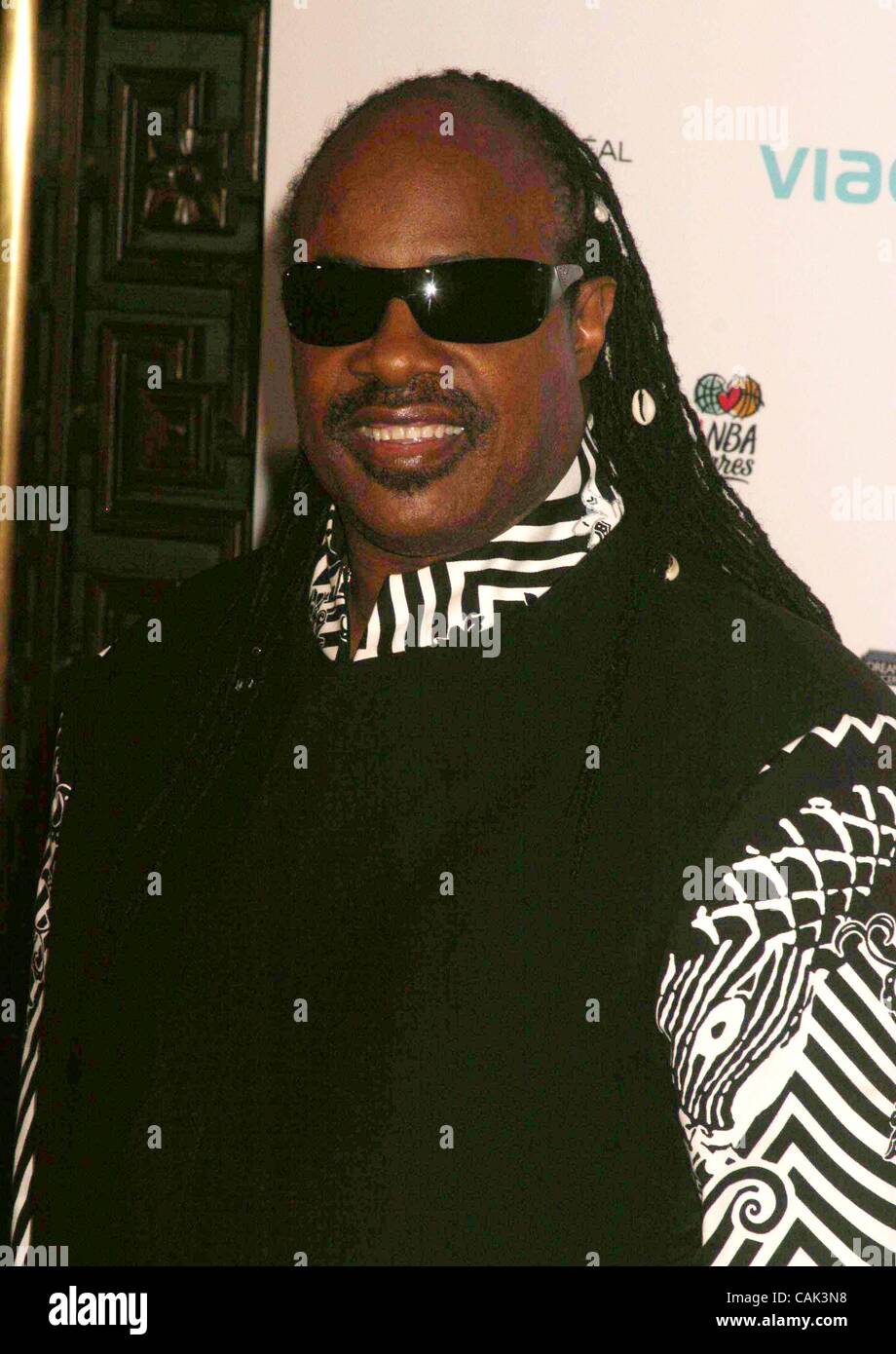 19. September 2007 - New York, New York, USA - Ankünfte für das Traum-Konzert. RADIO MUSIC HALL in New York 18.09.2007.       2007.STEVIE WUNDER. K54712RM (Kredit-Bild: © Rick Mackler/Globe Photos/ZUMAPRESS.com) Stockfoto