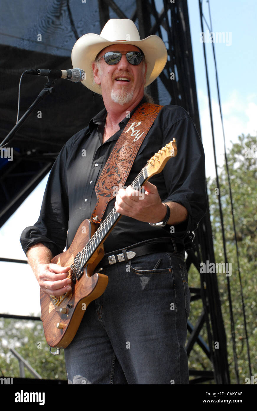 Sep 14, 2007-Austin, TX; USA, Sänger / Gitarrist RAY BENSON von der Band Asleep am Steuer tritt bei der 2007 Austin City Limits Music Festival, das im Zilker Park befindet sich in Austin stattfand. Copyright 2007 Jason Moore. Obligatorische Credit: Jason Moore Stockfoto