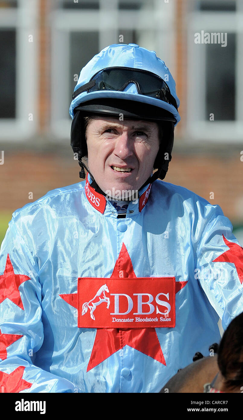 TONY MCCOY JOCKEY WETHERBY Rennbahn WETHERBY ENGLAND 30. März 2012 Stockfoto